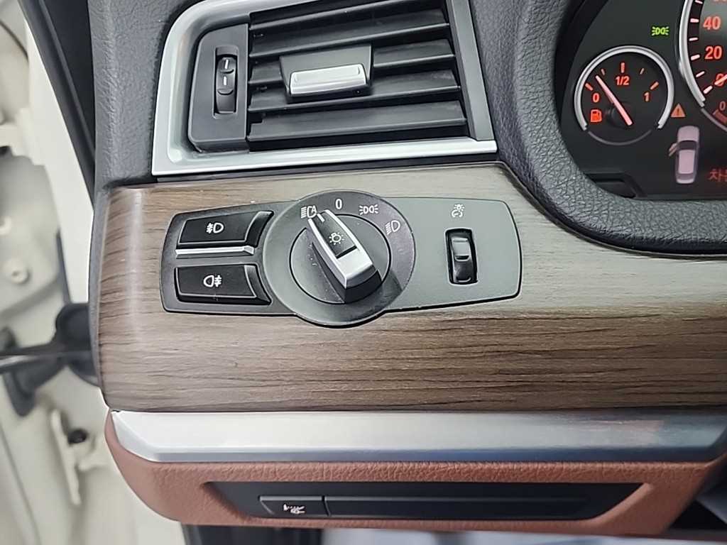 BMW Gran Turismo 2010 Blanco - Importación desde Corea - HF Imports Iquique - Foto 18