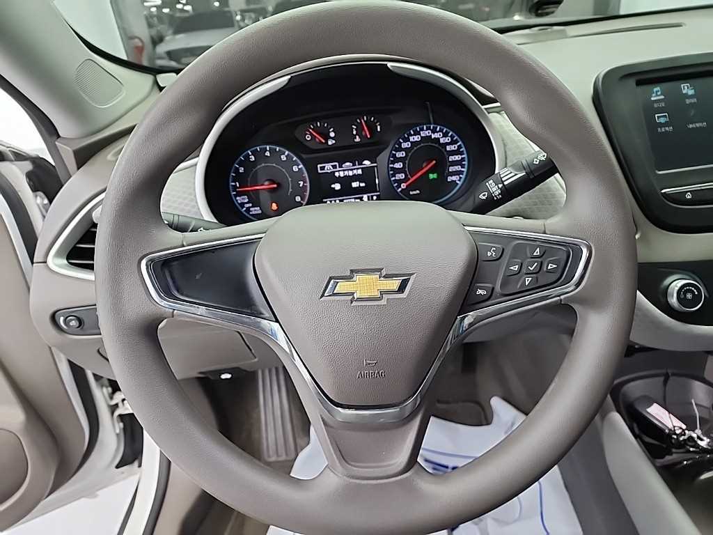 Chevrolet Malibu - Vista 9