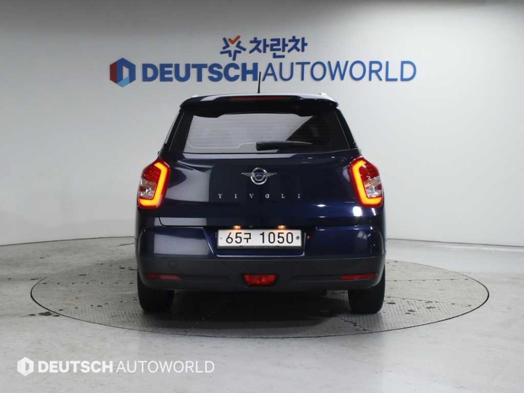 Ssangyong Tivoli - Vista 4