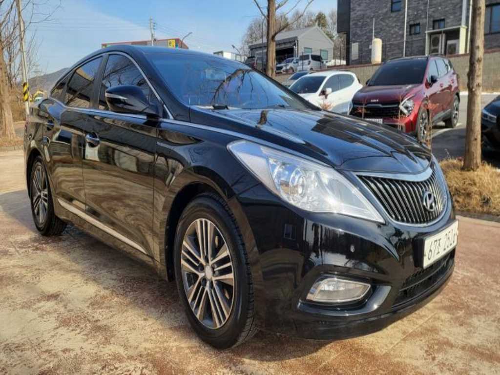 HYUNDAI Grandeur - Vista 6