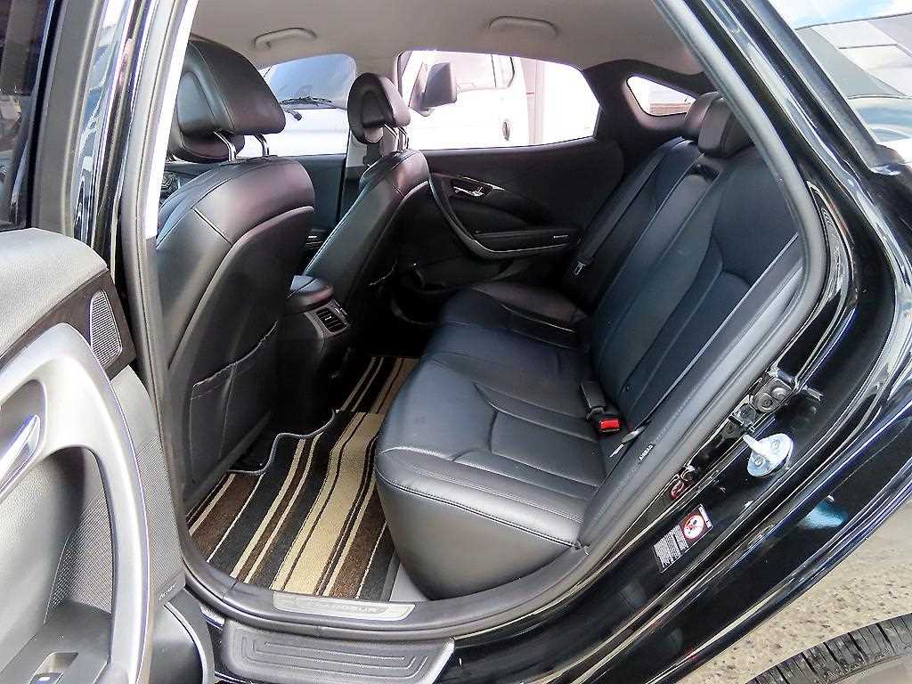 HYUNDAI Grandeur - Vista 6