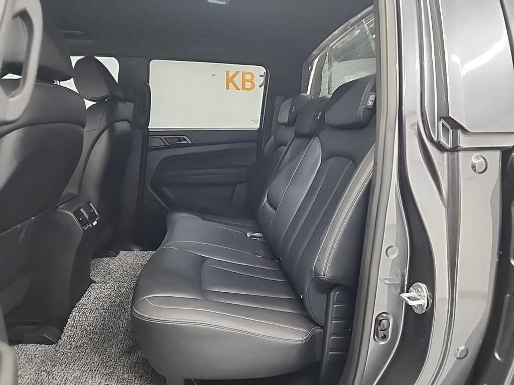 Ssangyong Rexton - Vista 12