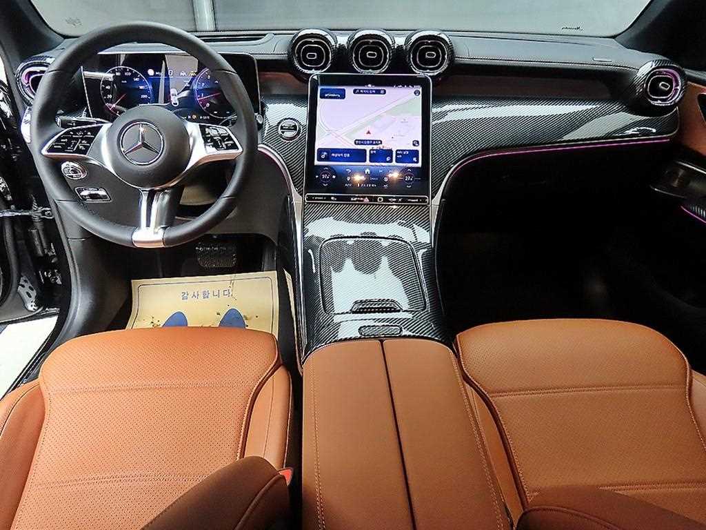 Mercedes Benz GLC Class - Vista 7