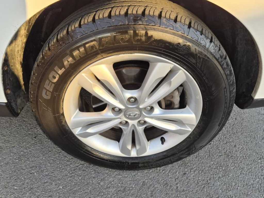 HYUNDAI Tucson 2013 Blanco - Importación desde Corea - HF Imports Iquique - Foto 15