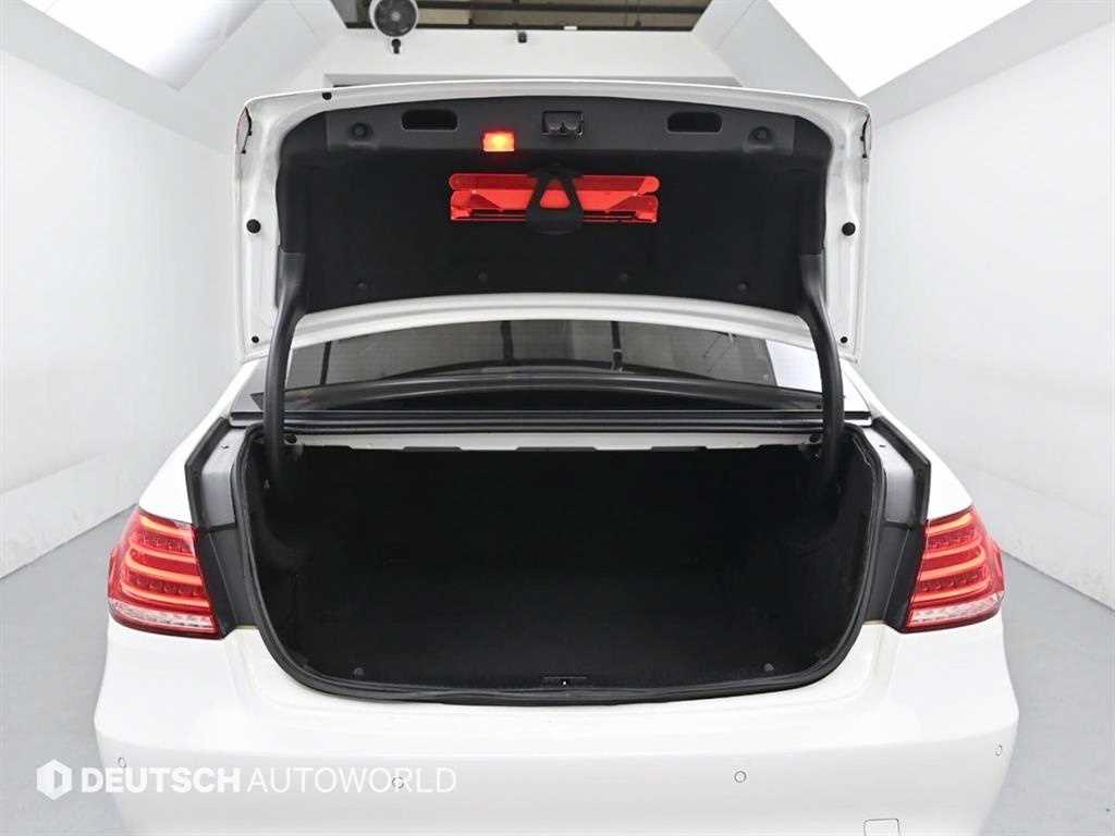 Mercedes Benz E class 2016 Blanco - Importación desde Corea - HF Imports Iquique - Foto 20