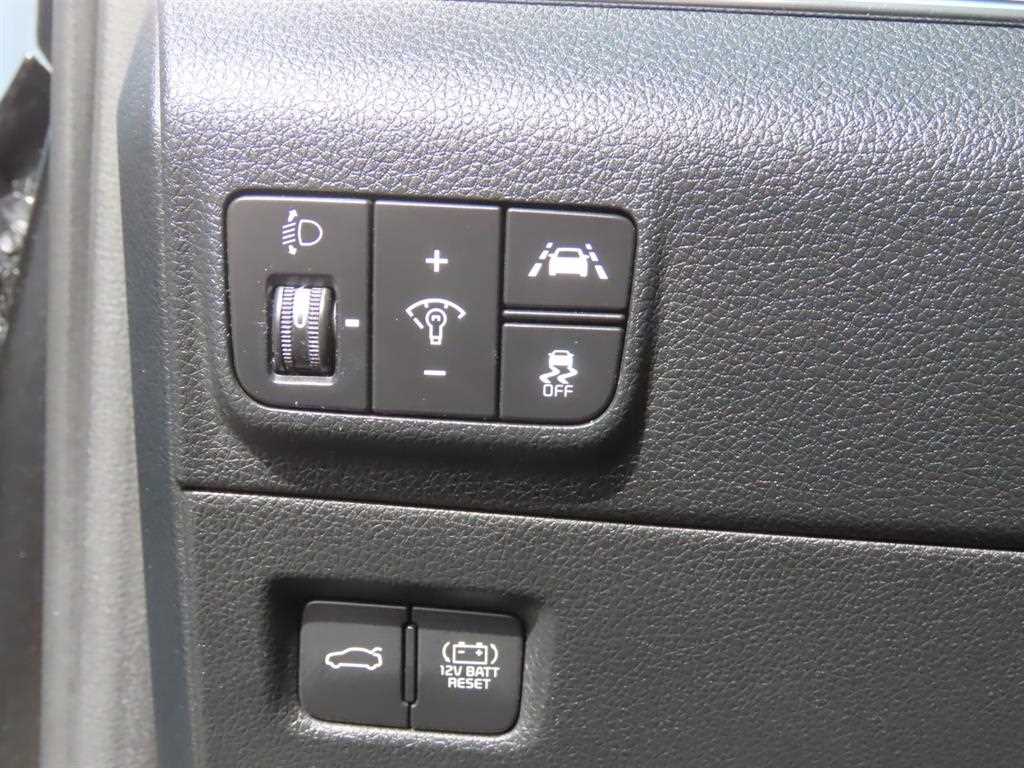 KIA K5 2023 Negro - Importación desde Corea - HF Imports Iquique - Foto 16