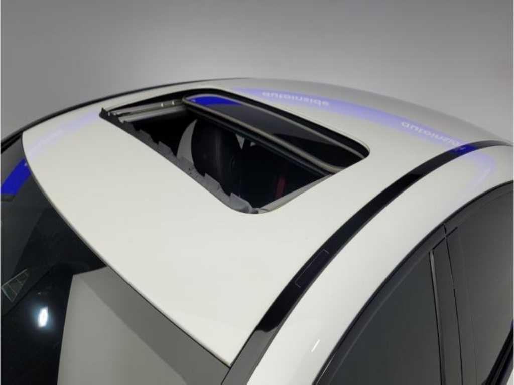 Mercedes Benz GLC Class - Vista 6