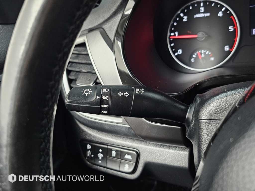 KIA Seltos 2020 Negro - Importación desde Corea - HF Imports Iquique - Foto 16