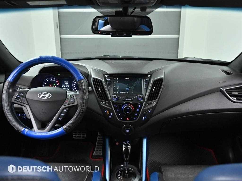 HYUNDAI Veloster - Vista 7