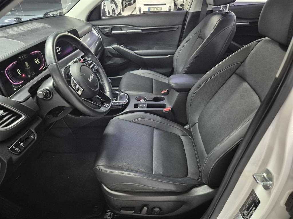 KIA Seltos - Vista 8