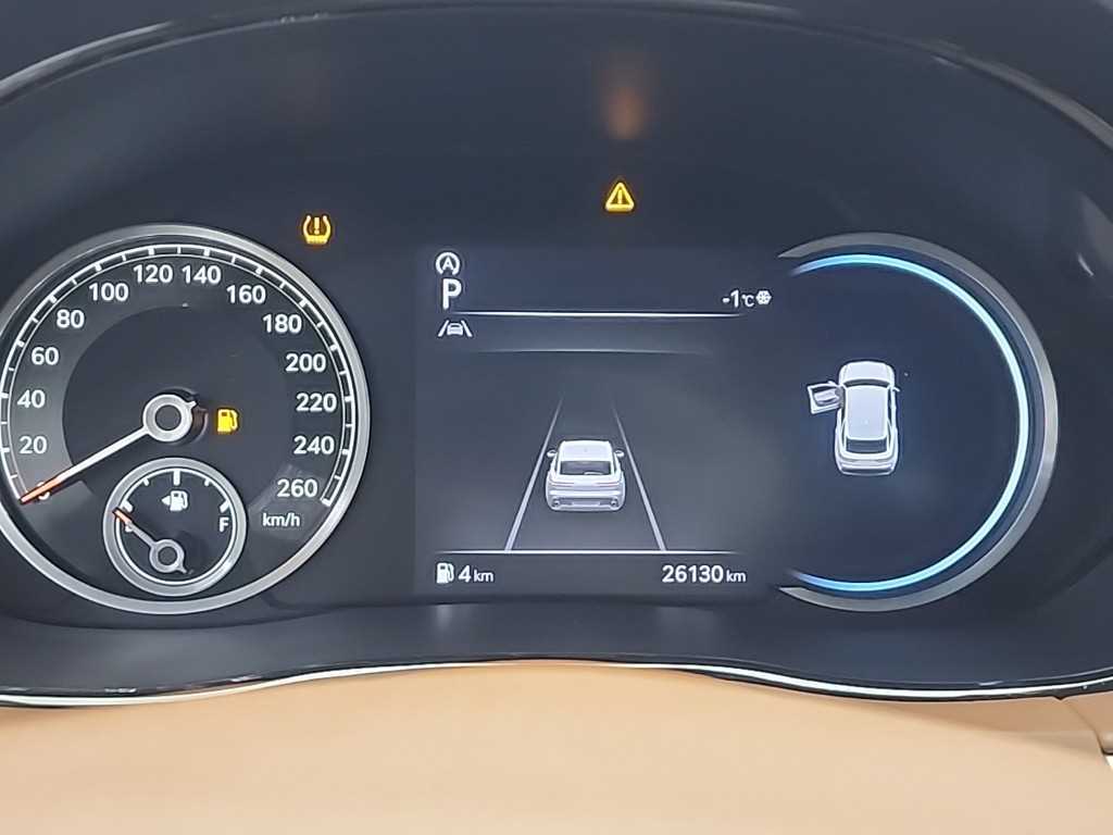 Genesis GV70 - Vista 6