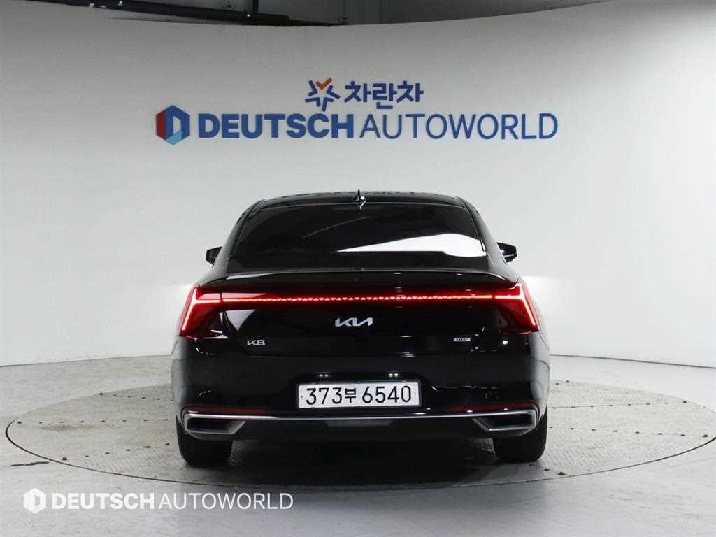 KIA K8 - Vista 5
