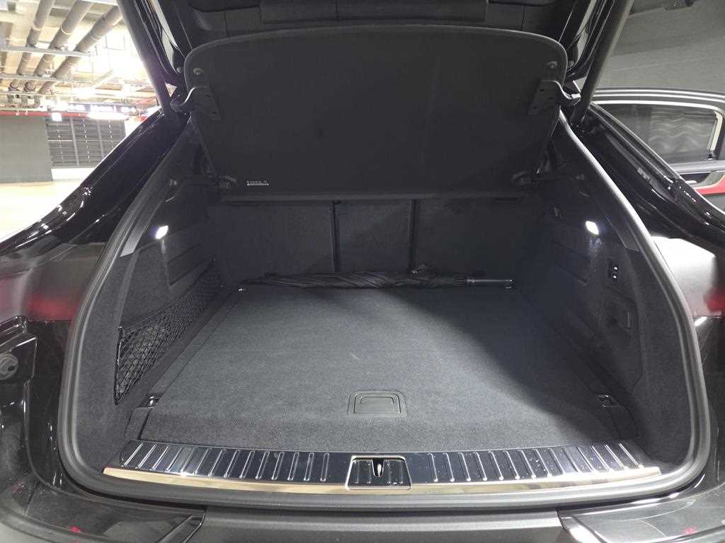 Porsche Cayenne 2025 Negro - Importación desde Corea - HF Imports Iquique - Foto 18