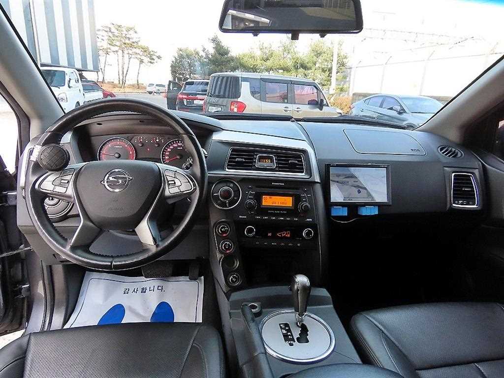 Ssangyong Korando - Vista 7