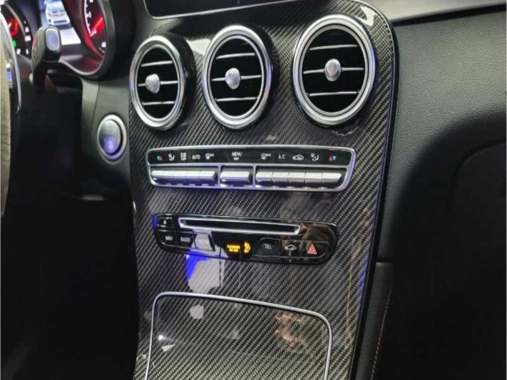 Mercedes Benz GLC Class - Vista 10