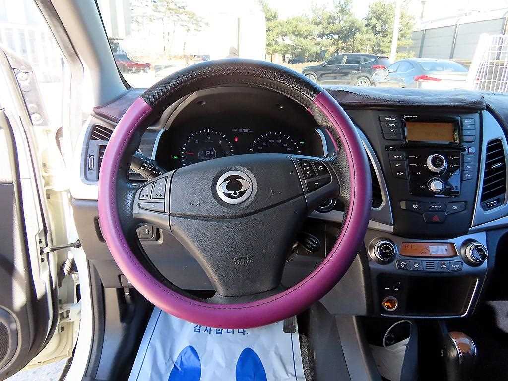 Ssangyong Korando - Vista 8