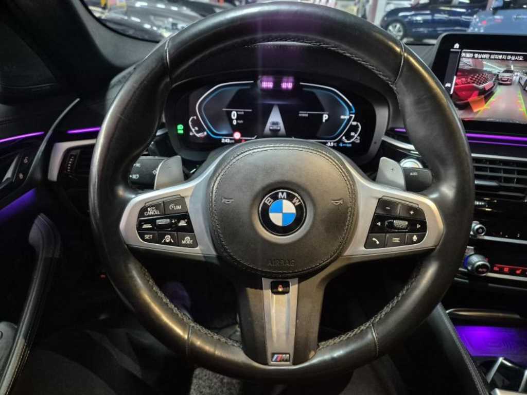 BMW 5 Series - Vista 8