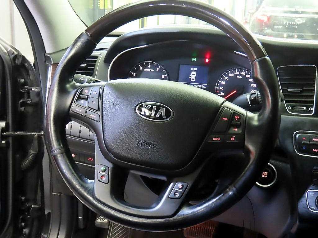 KIA K7 - Vista 8