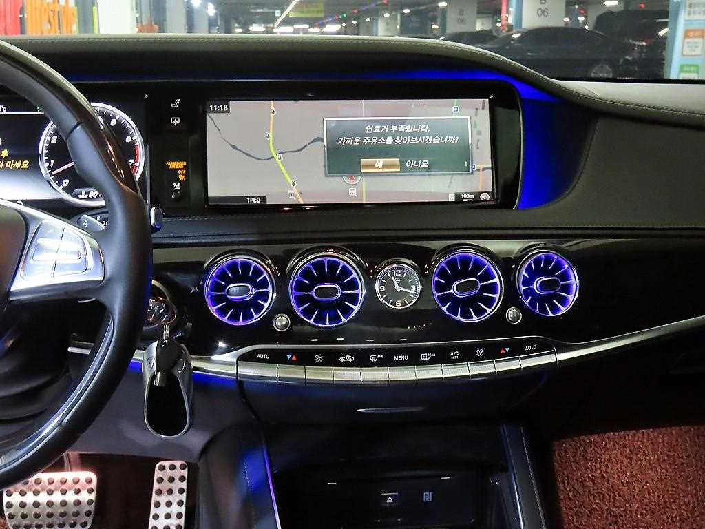 Mercedes Benz S Class - Vista 11