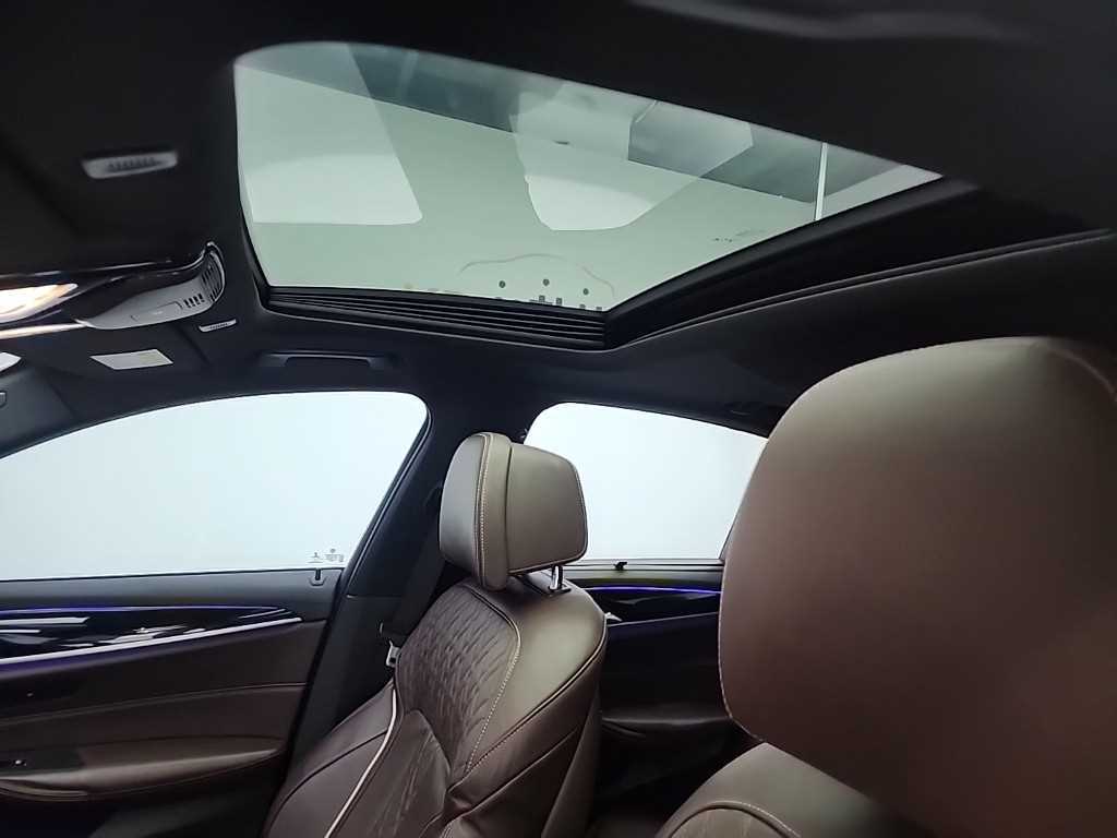 BMW 5 Series 2018 Blanco - Importación desde Corea - HF Imports Iquique - Foto 14