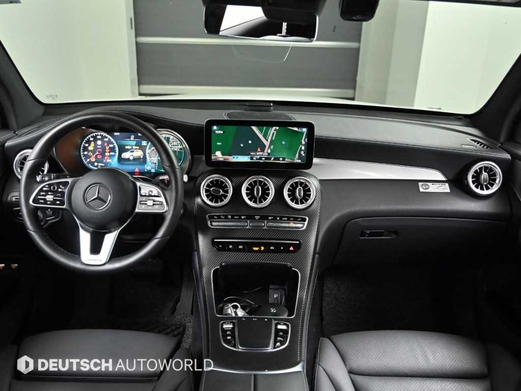 Mercedes Benz GLC Class - Vista 7