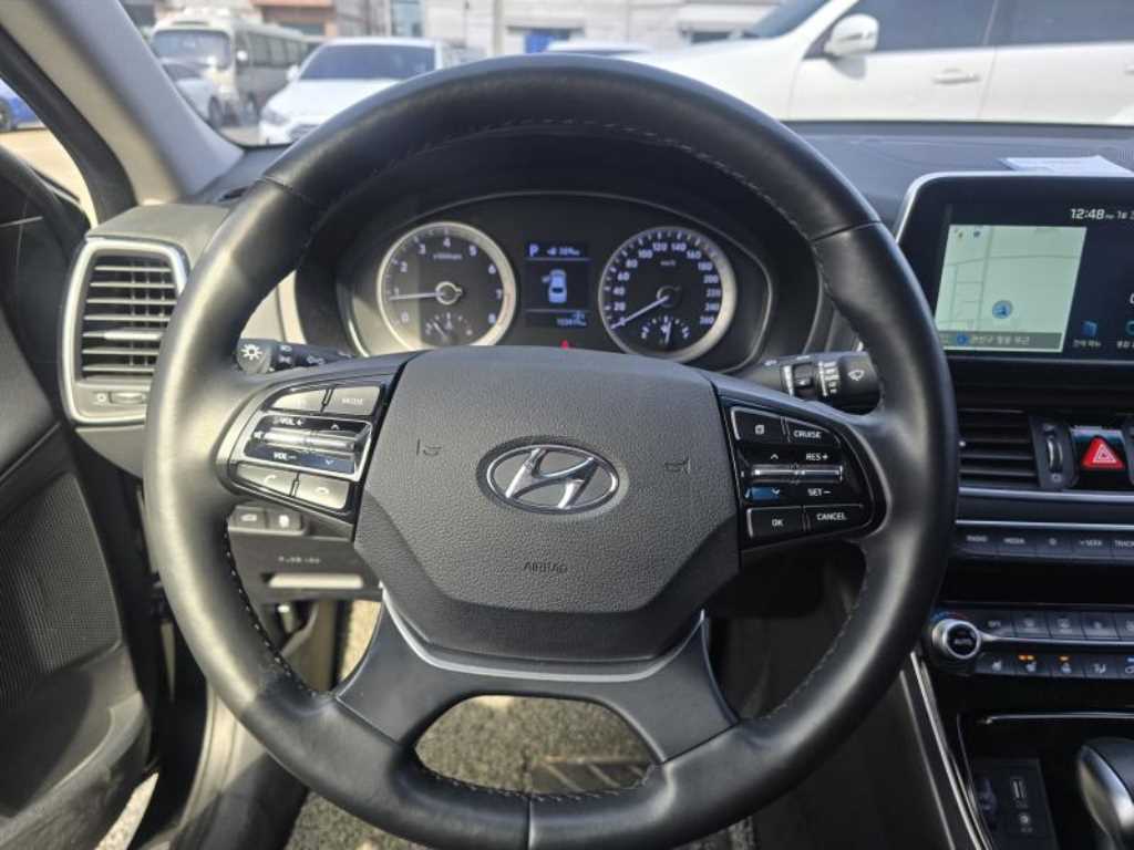 HYUNDAI Grandeur - Vista 8