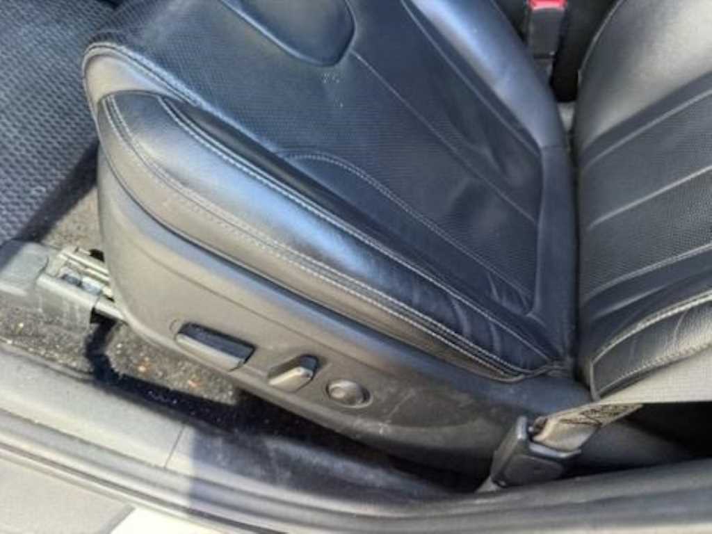 HYUNDAI Santa Fe - Vista 7