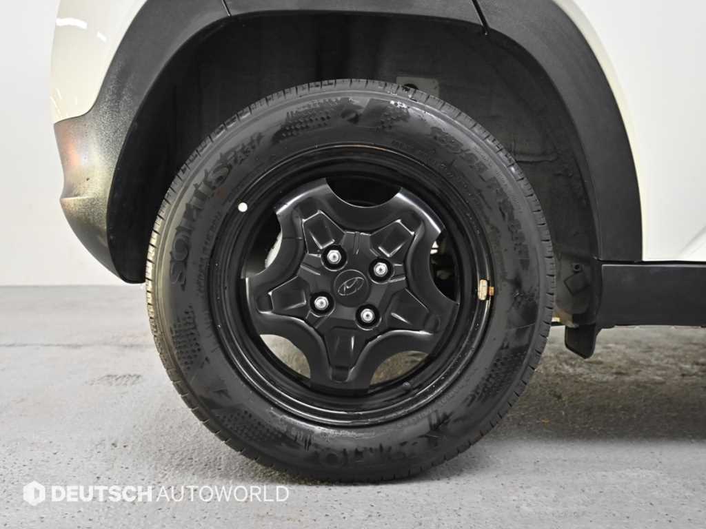 HYUNDAI Casper - Vista 5