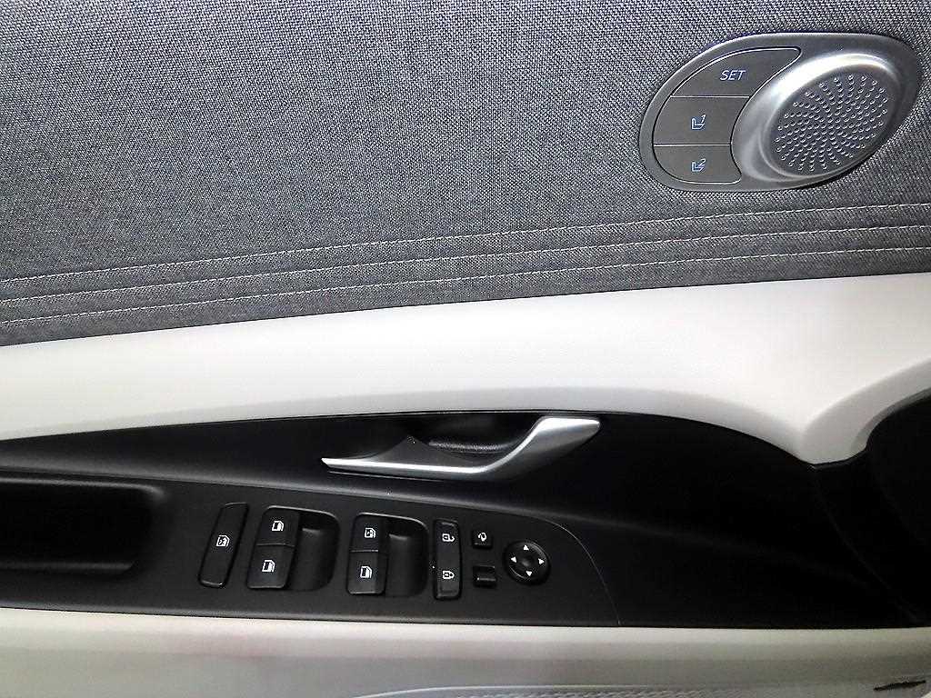 HYUNDAI Avante 2021 Blanco - Importación desde Corea - HF Imports Iquique - Foto 13