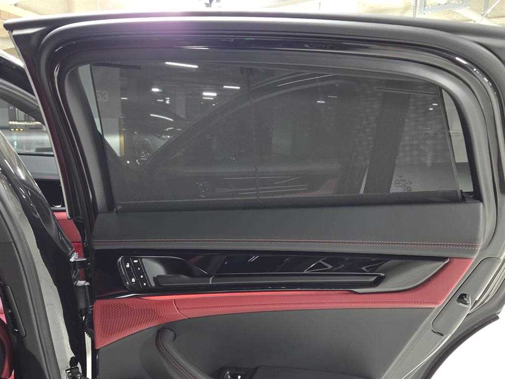 Porsche Panamera - Vista 11