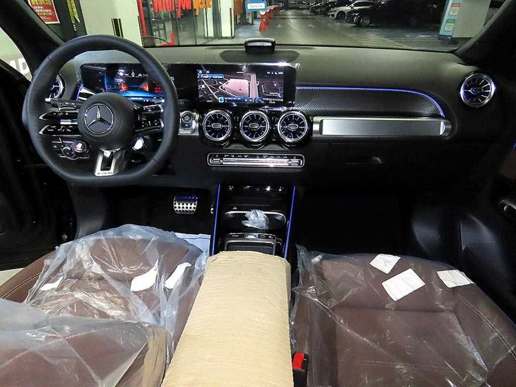 Mercedes Benz GLB Class - Vista 10