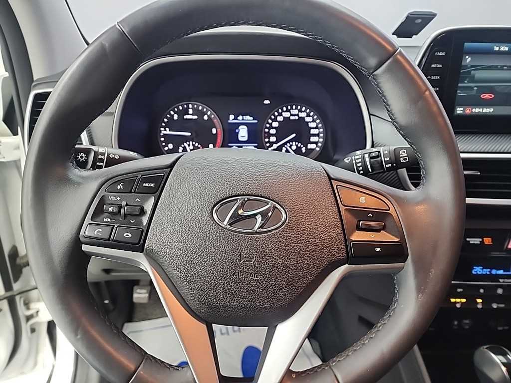 HYUNDAI Tucson - Vista 9