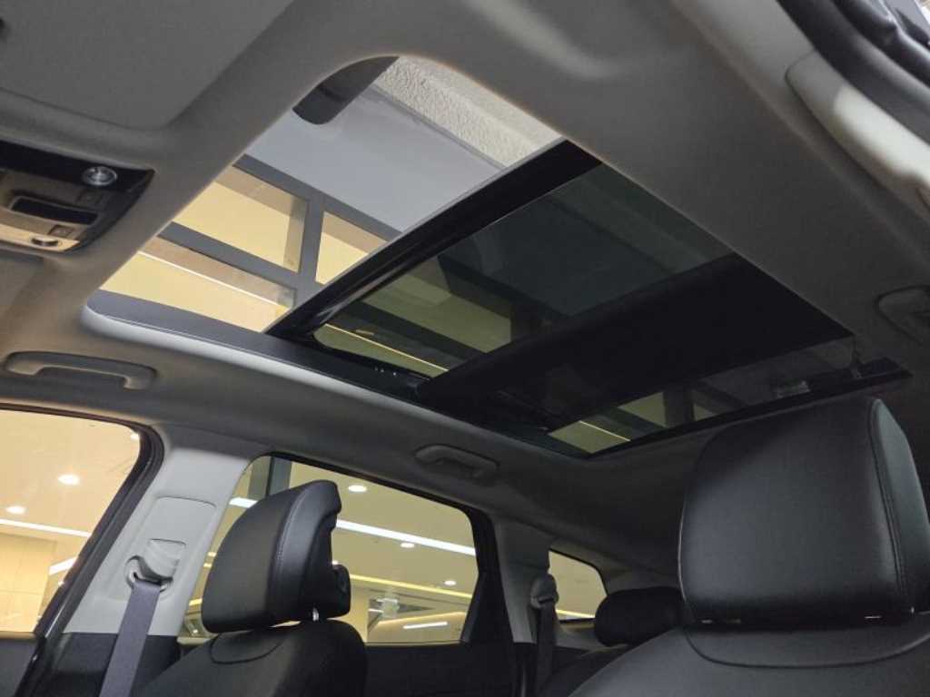 KIA Sportage - Vista 11