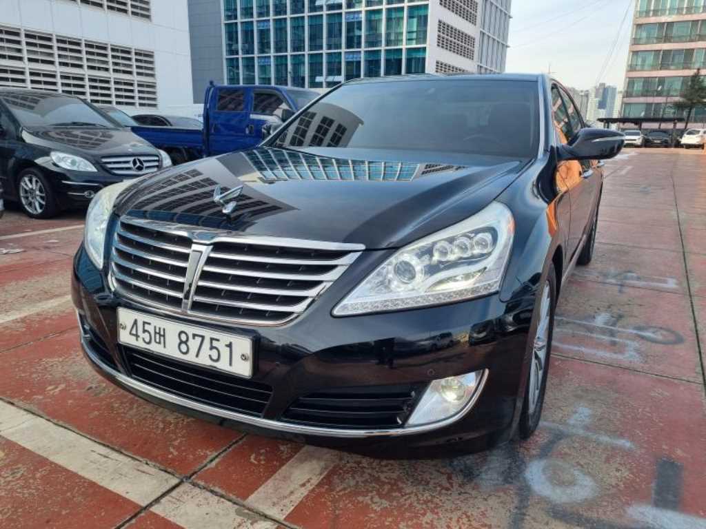HYUNDAI Equus - Vista 3