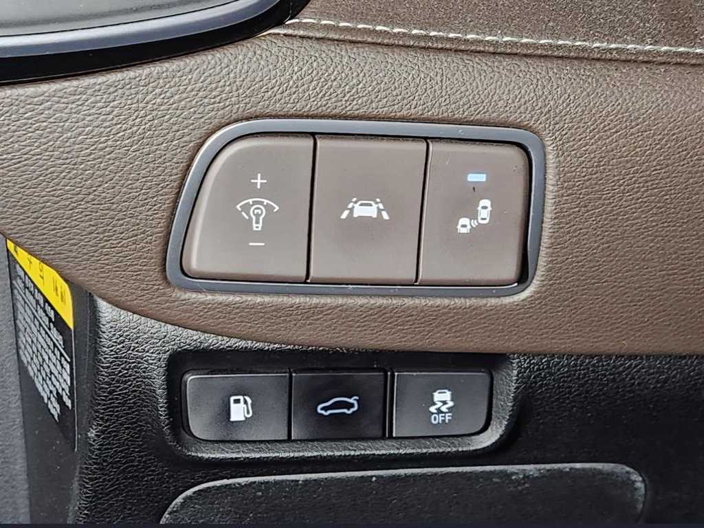 HYUNDAI Grandeur - Vista 9