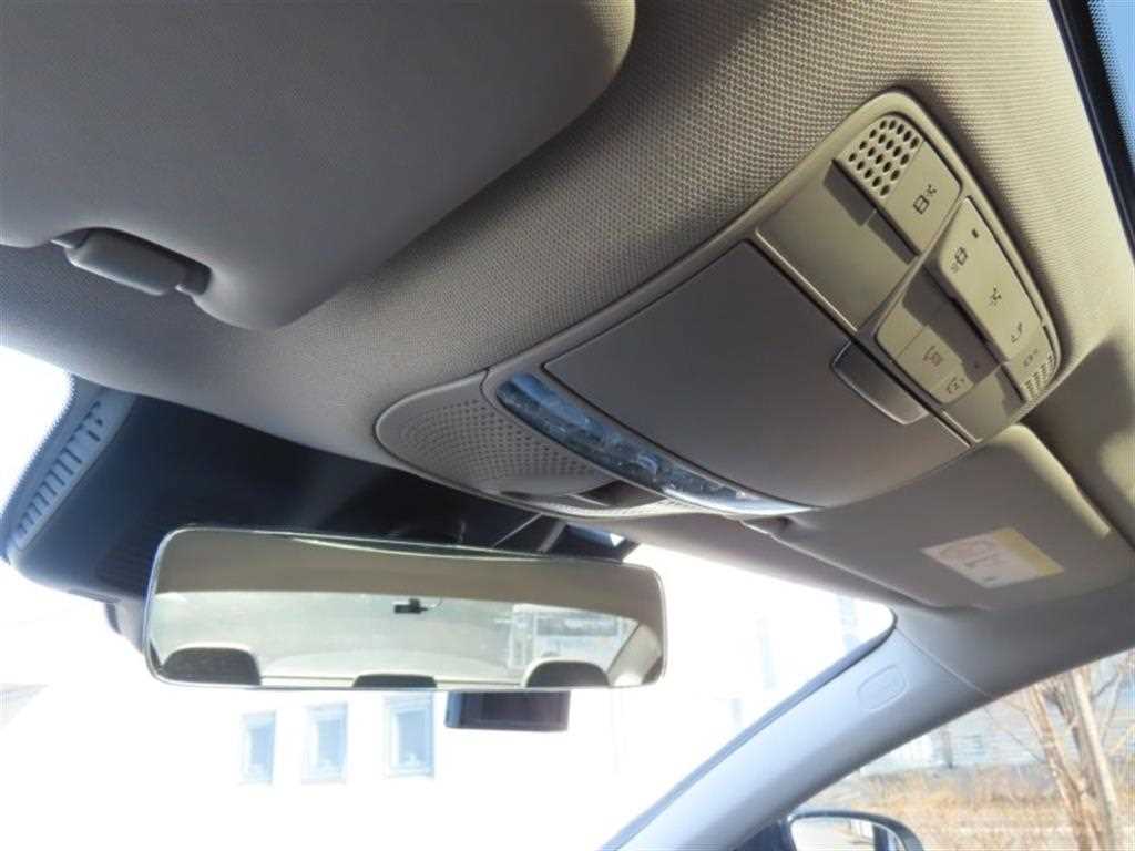 Mercedes Benz CLS Class - Vista 10