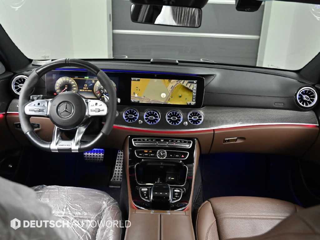 Mercedes Benz E class - Vista 7