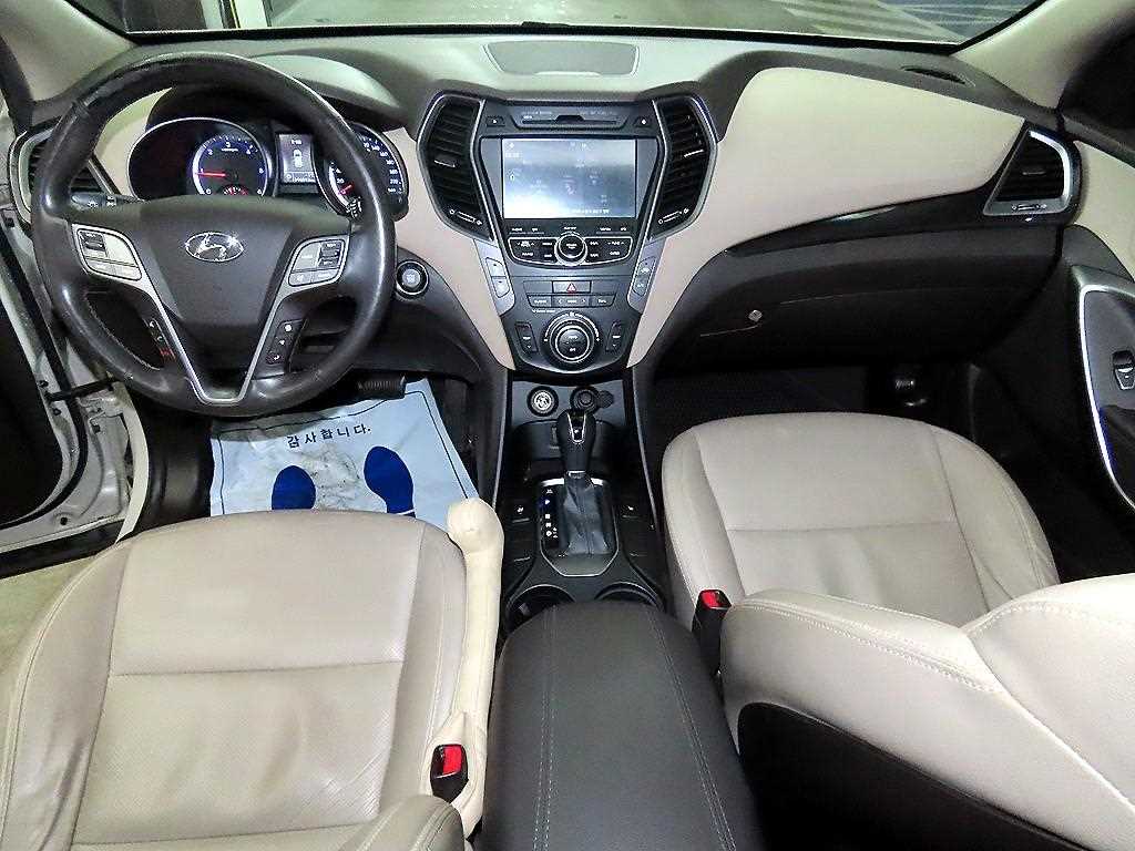 HYUNDAI Santa Fe - Vista 10