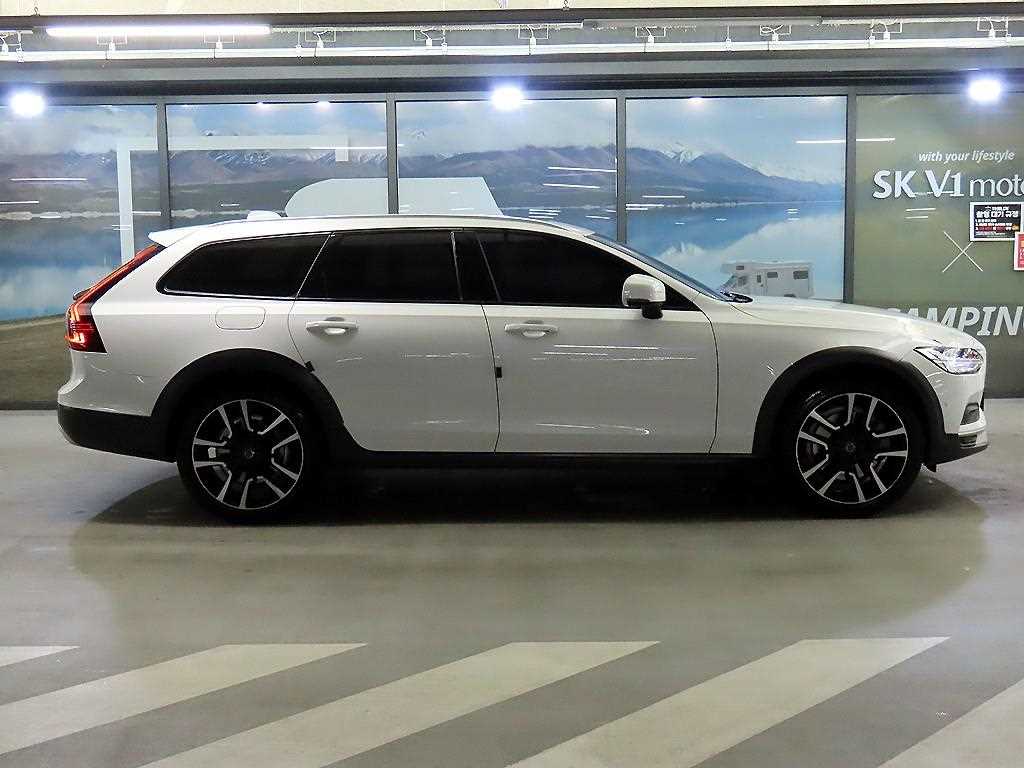 Volvo V90 - Vista 3