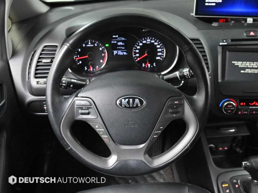 KIA K3 2013 Blanco - Importación desde Corea - HF Imports Iquique - Foto 13