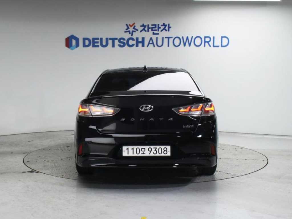 HYUNDAI Sonata - Vista 4