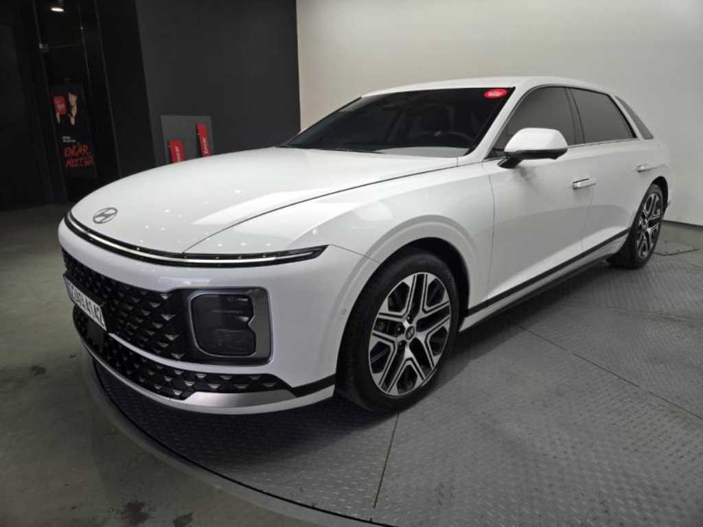 HYUNDAI Grandeur - Vista 3