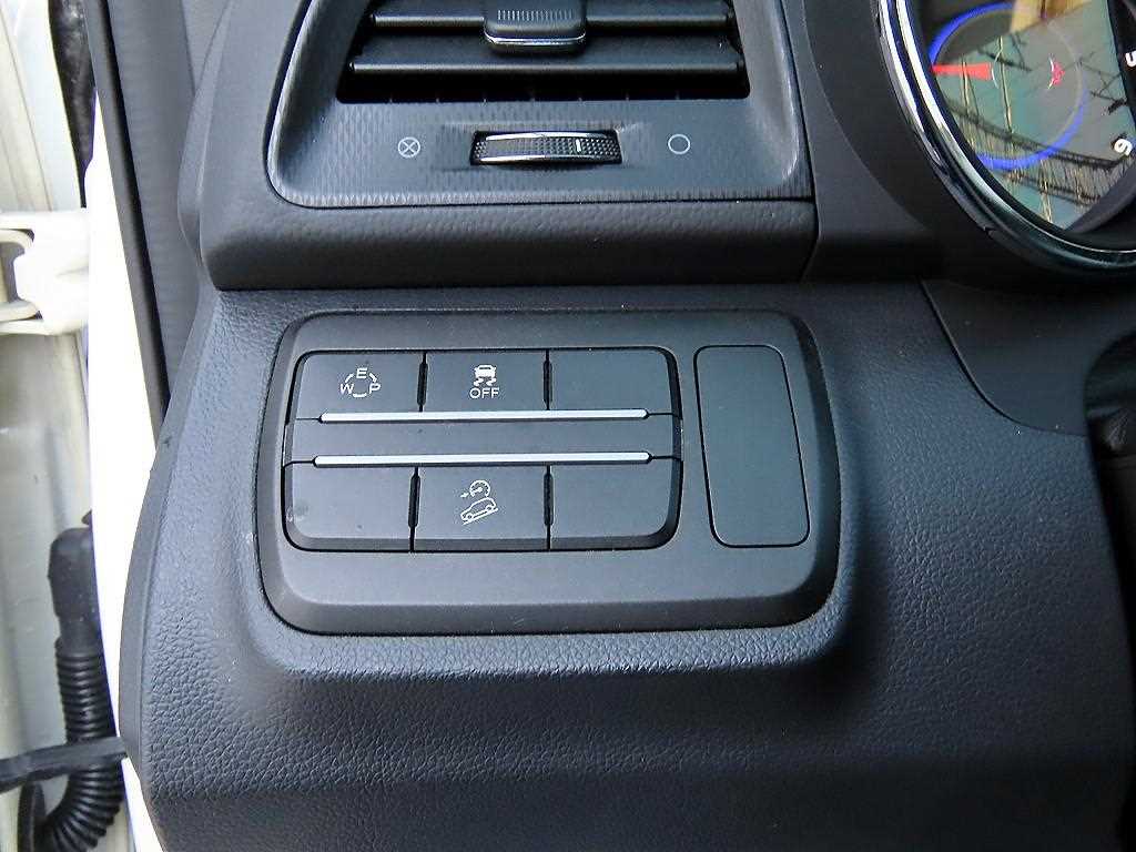 Ssangyong Tivoli - Vista 12