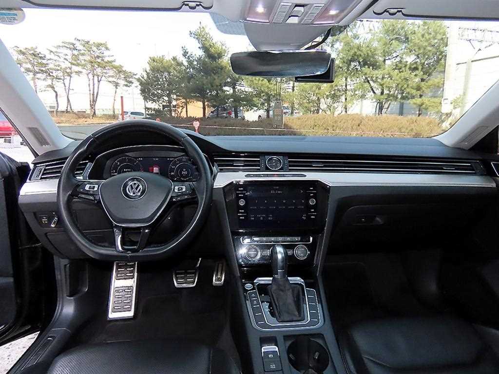 Volkswagen Arteon - Vista 7