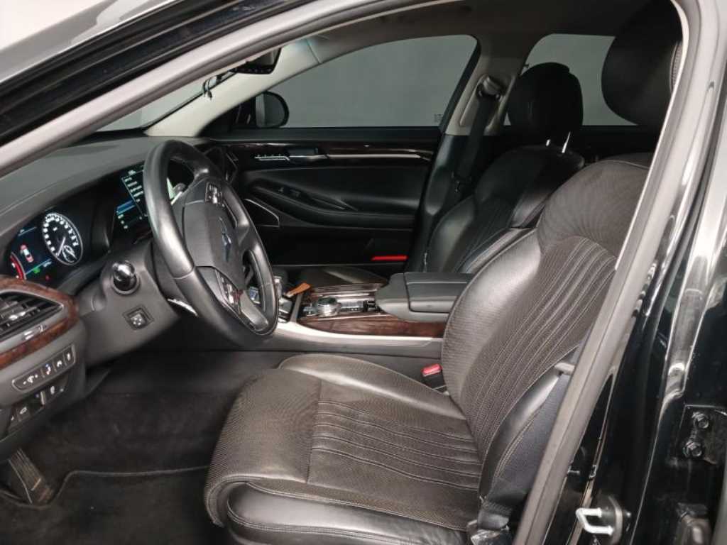 Genesis EQ900 - Vista 7