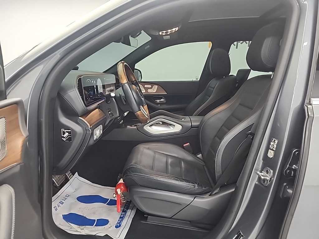 Mercedes Benz GLS Class - Vista 11