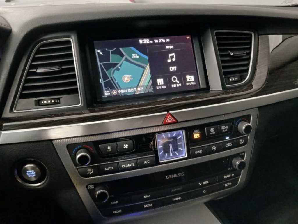 Genesis G80 2019 Negro - Importación desde Corea - HF Imports Iquique - Foto 13