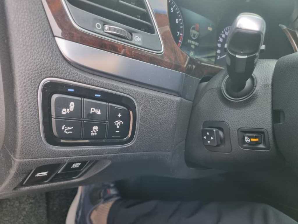 HYUNDAI Equus 2015 Negro - Importación desde Corea - HF Imports Iquique - Foto 14