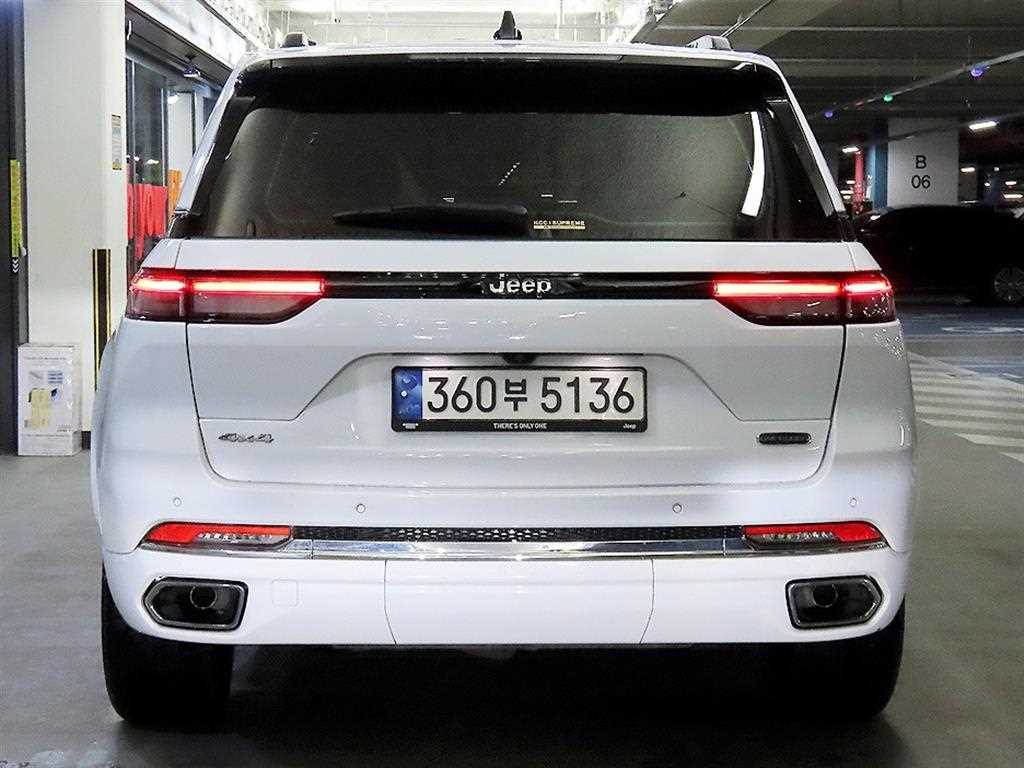 Jeep Cherokee - Vista 5