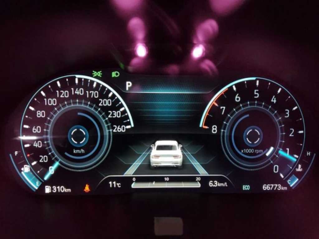 Genesis G80 - Vista 8